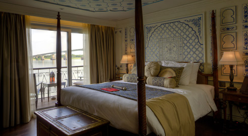 Deluxe Stateroom (8 units)