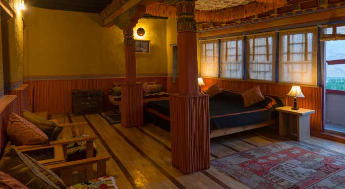 The Queen’s Room (1 unit)