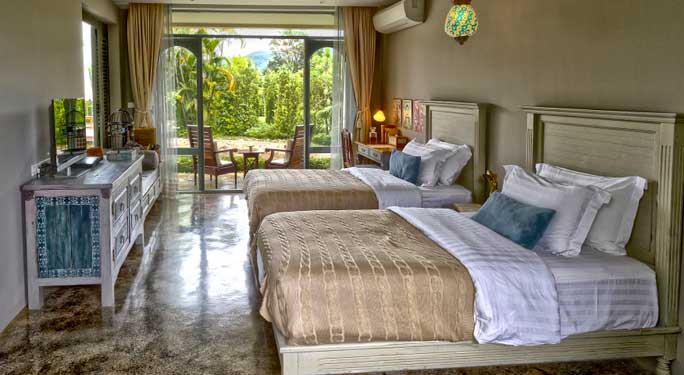 Deluxe Mountain View Family