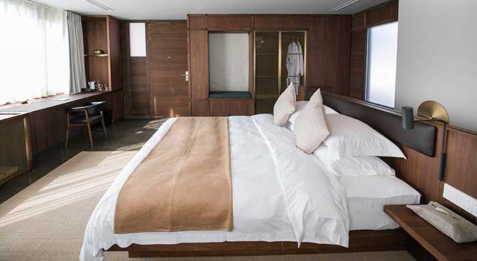 Courtyard Room (11 units)