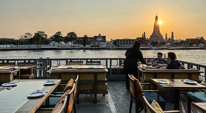 Supanniga Eating Room - Riverside