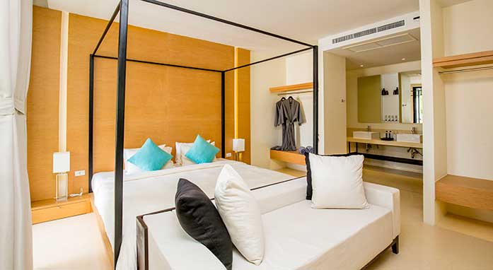 Suite with Couple Bath (4 units)