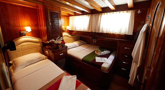 Double cabin (2 cabins)